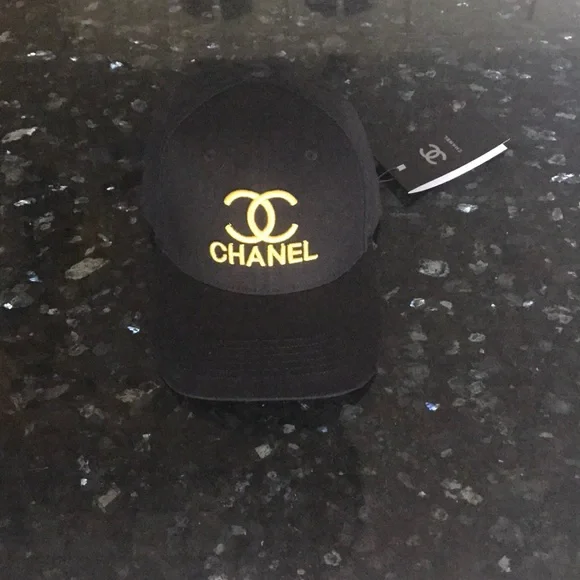 Baseball hat - Picture 2 of 4